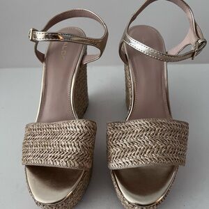 Aldo Platform Wedge Wicker and Gold Sandals